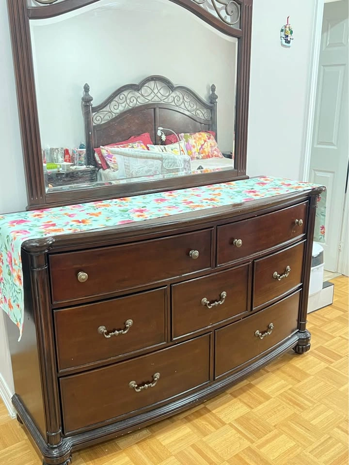 King 4 Piece Bed Set - photo 4