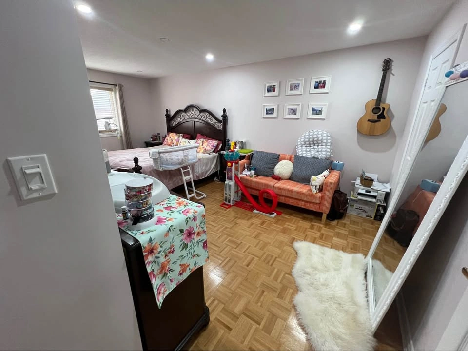 Private room for rent