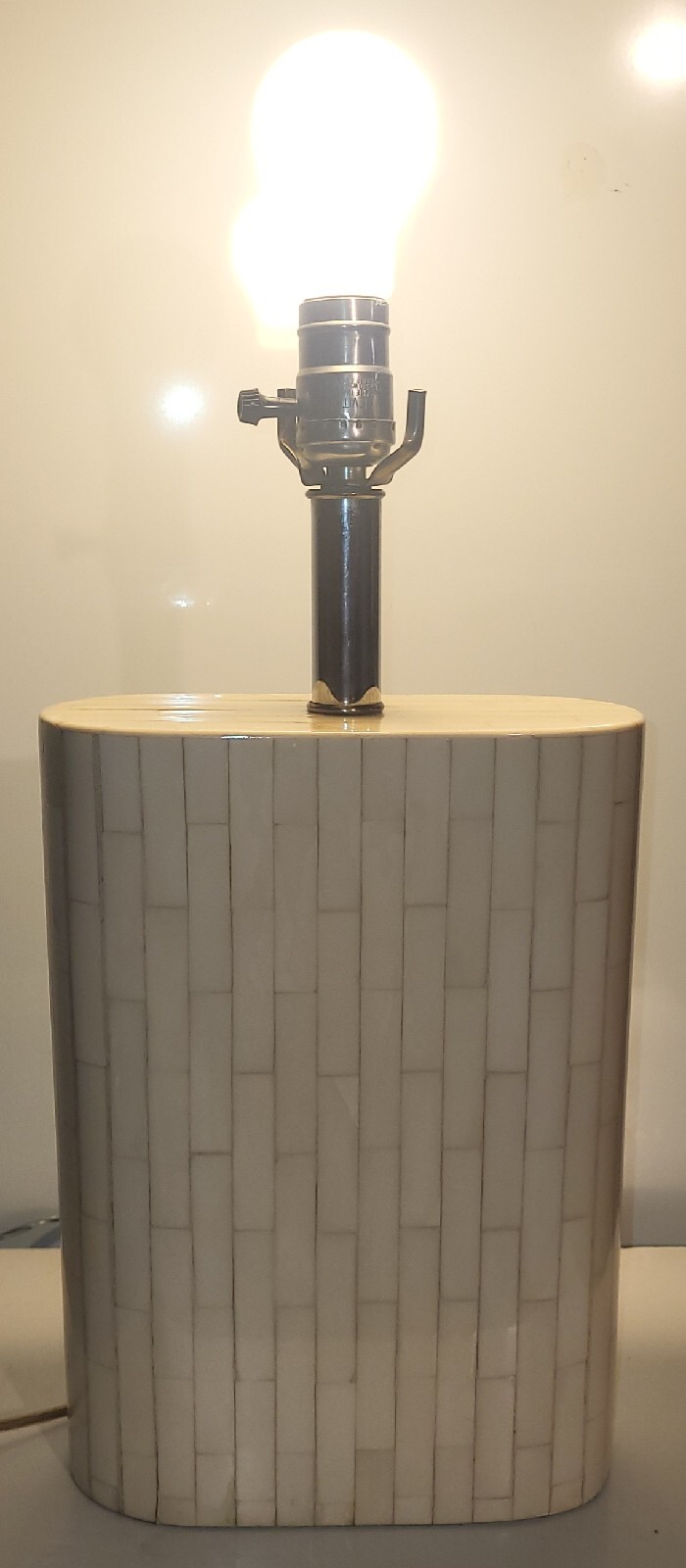 Post Modern Oval Camel Bone Lamp, 1980s, No Shade - photo 2