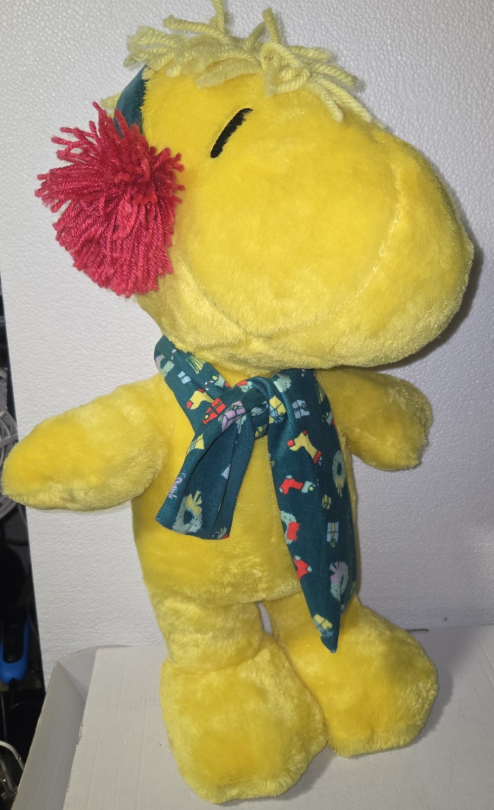 PEANUTS CHRISTMAS PLUSH WOODSTOCK PORCH GREETER - DAN DEE - 19.5