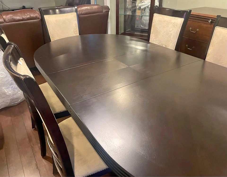 Dark Wood Veneer Extendable Oval Dining Table, 6 Chairs, Display