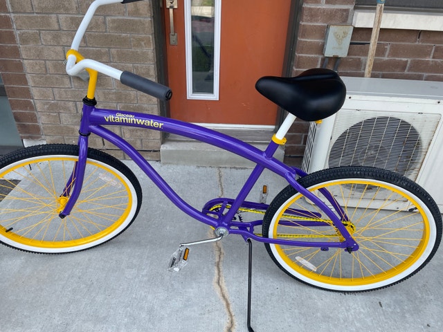 New never used Beach cruiser Villy custom Adults bike
