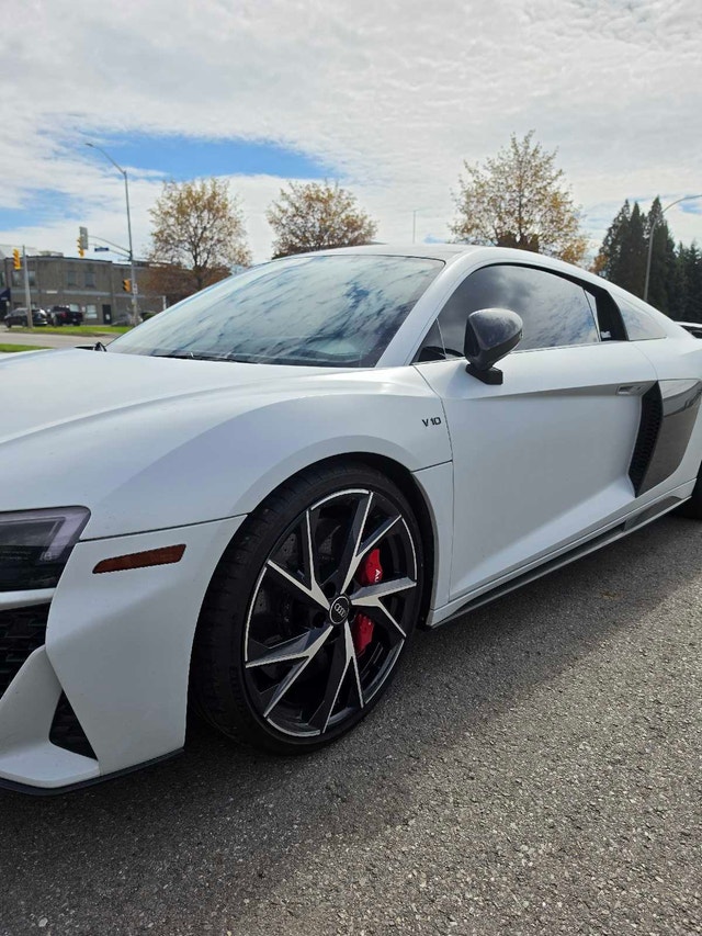 OEM Audi R8 V10 20" Forged Wheels & Michelin Tires - photo 2