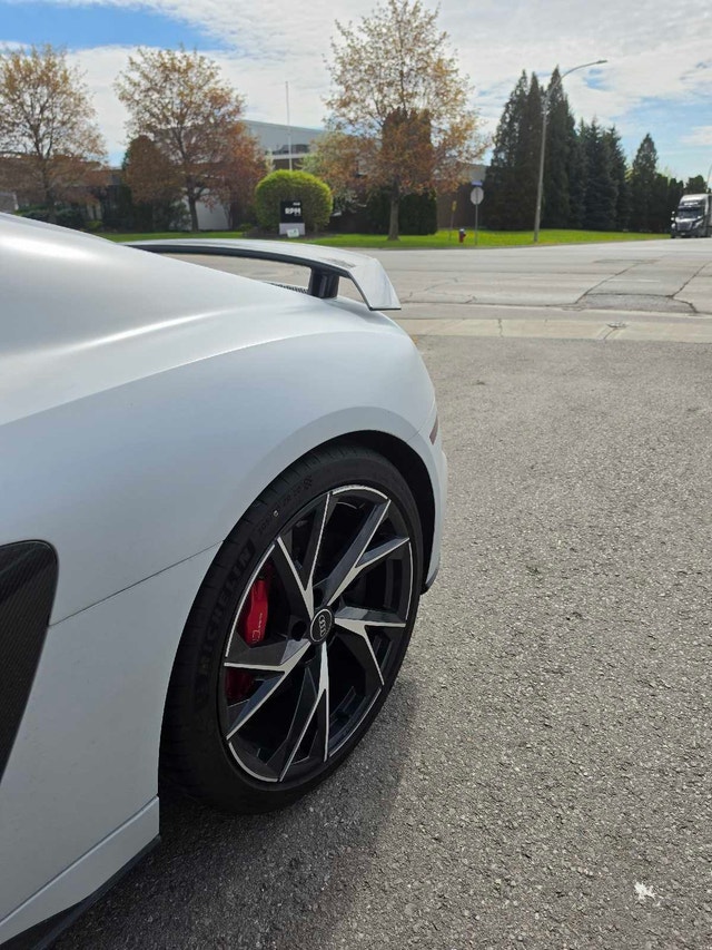 OEM Audi R8 V10 20" Forged Wheels & Michelin Tires - photo 3