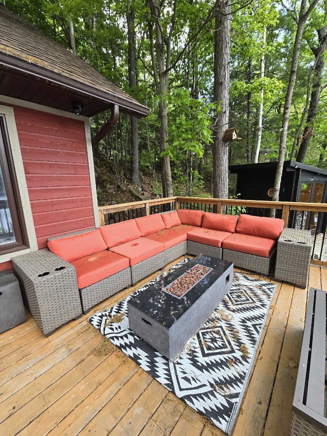 Brand new UNOPENED outdoor sectional - photo 2