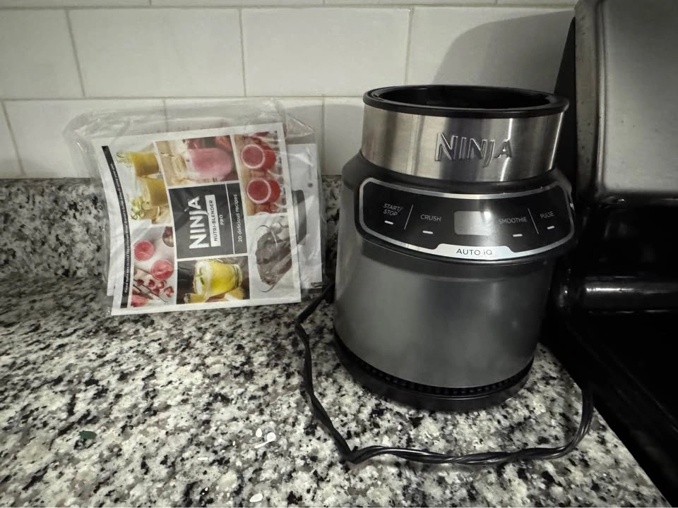 Ninja Nutra-Blender Pro Motor Base Only - photo 2