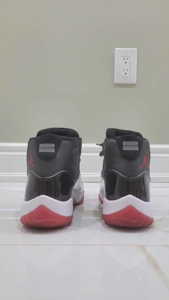 Air Jordan 11 Retro 'Bred' (2019) – Size 8.5 – Excellent - photo 4