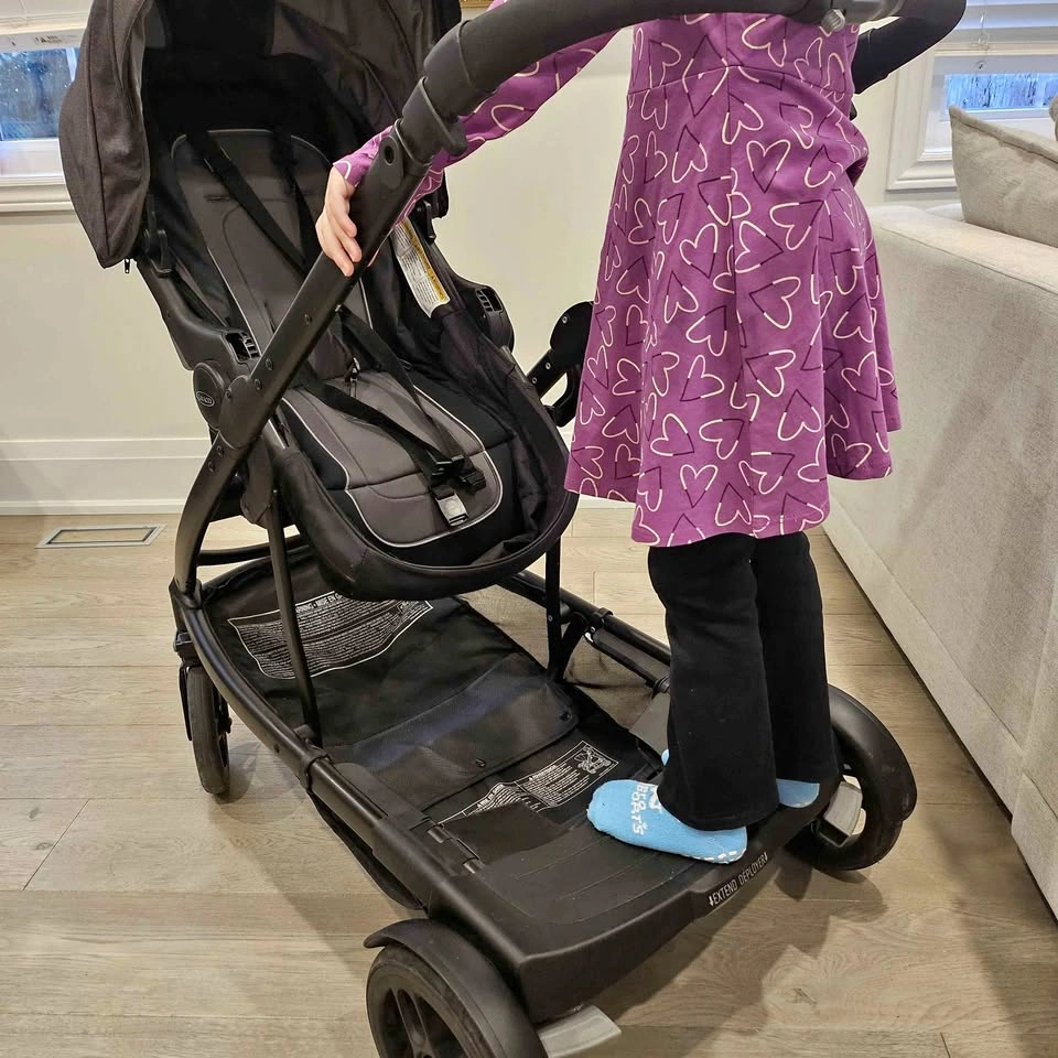 Stroller Graco and toddler base