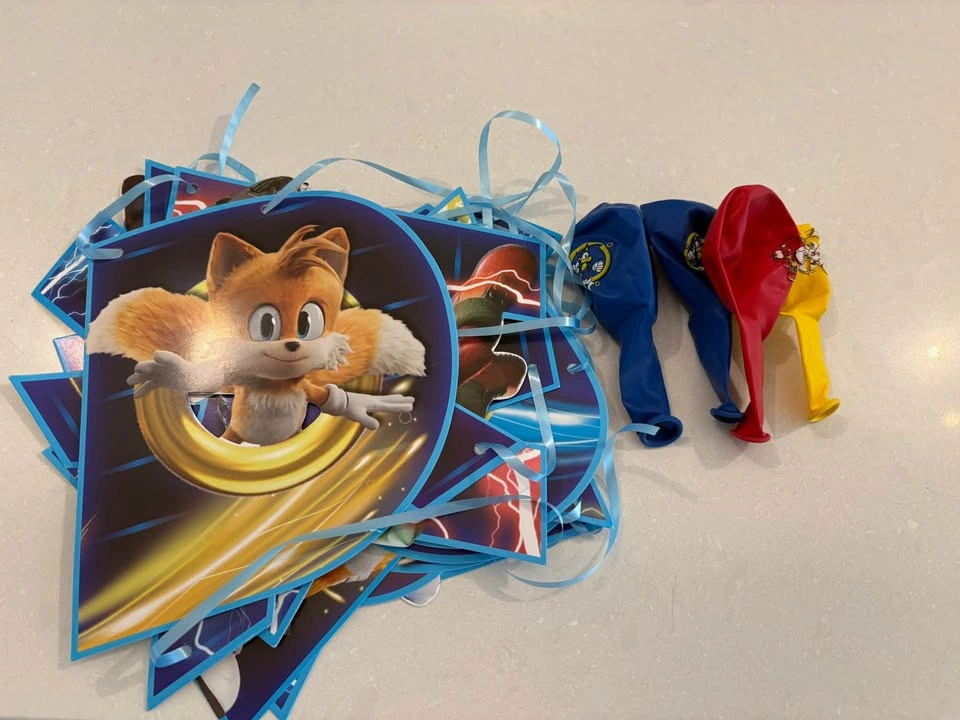 Sonic Birthday Decorations with 4 Balloons - photo 3