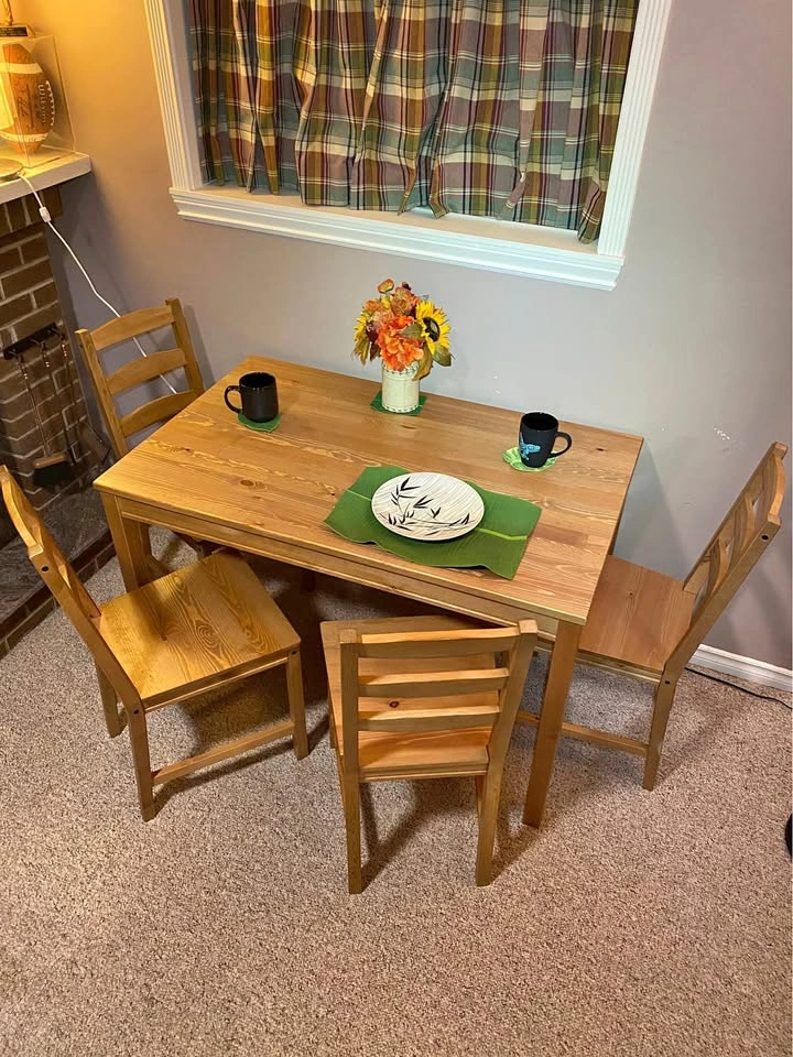 Wooden Dining Table Set with 4 Chairs