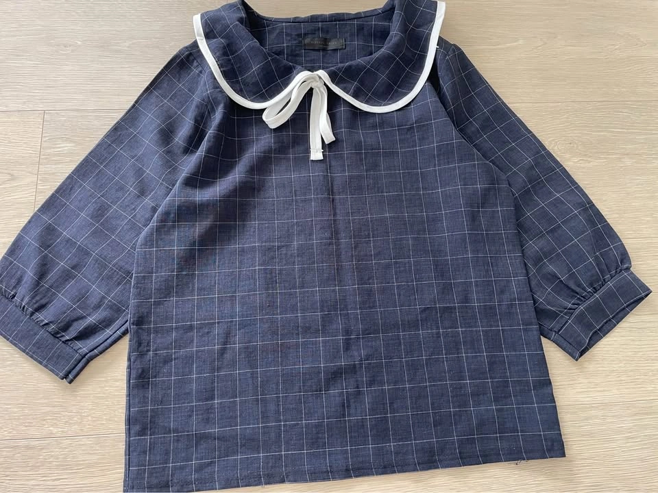 Women’s Tops & Blouse - Fits M - photo 2