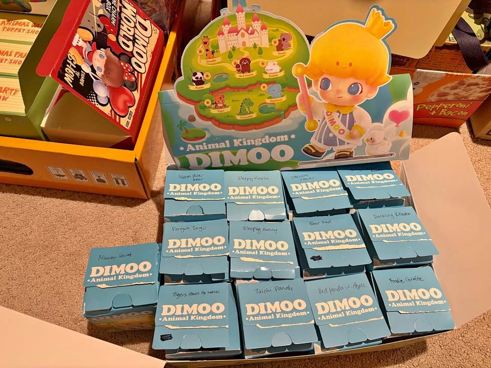 Unauthentic Dimoo set
