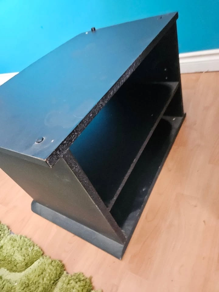 Compact Sony TV Stand – Perfect for Small Spaces - photo 5