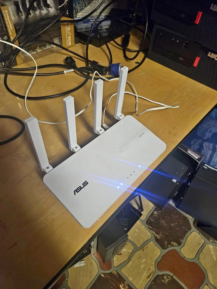 ASUS WiFi 6 AX3000 Router (EBR63) – Fast Dual Band, Like New
