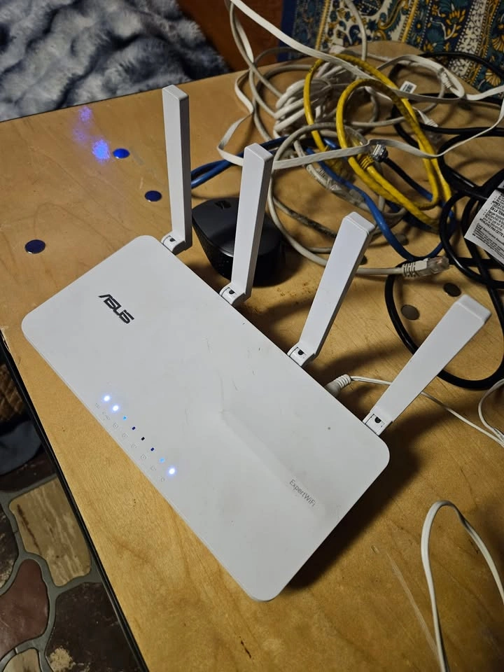 ASUS WiFi 6 AX3000 Router (EBR63) – Fast Dual Band, Like New - photo 2