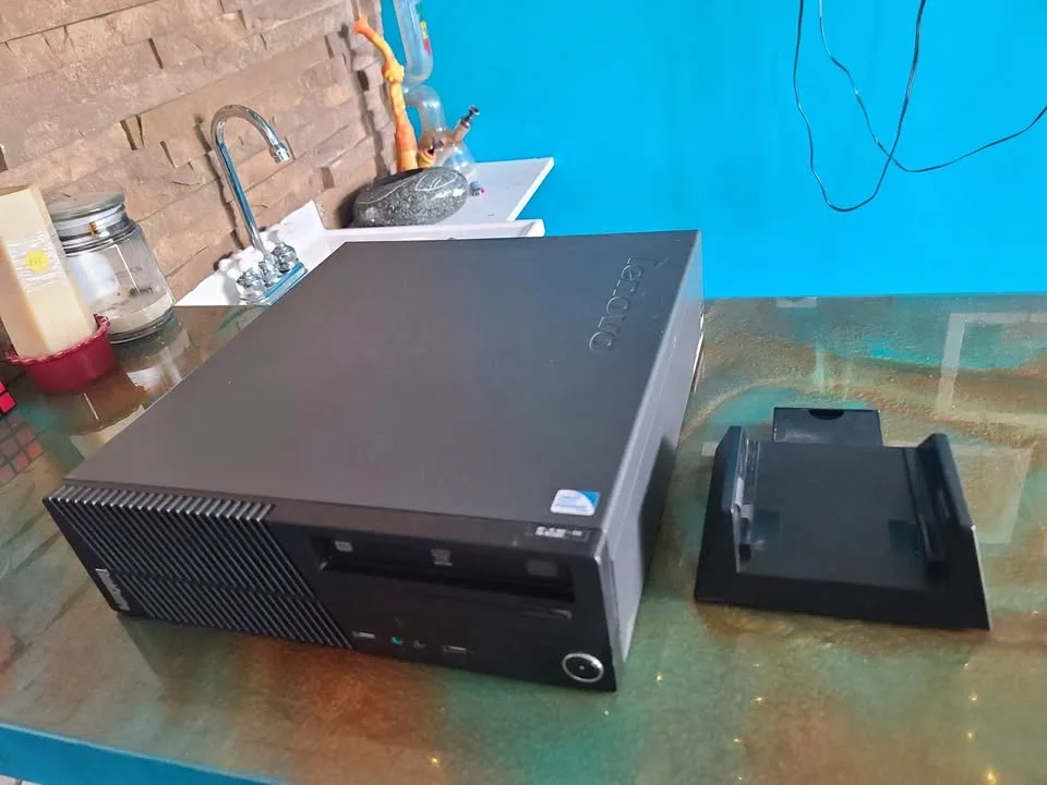 Lenovo ThinkCentre M72e Desktop PC - Ready to Use!