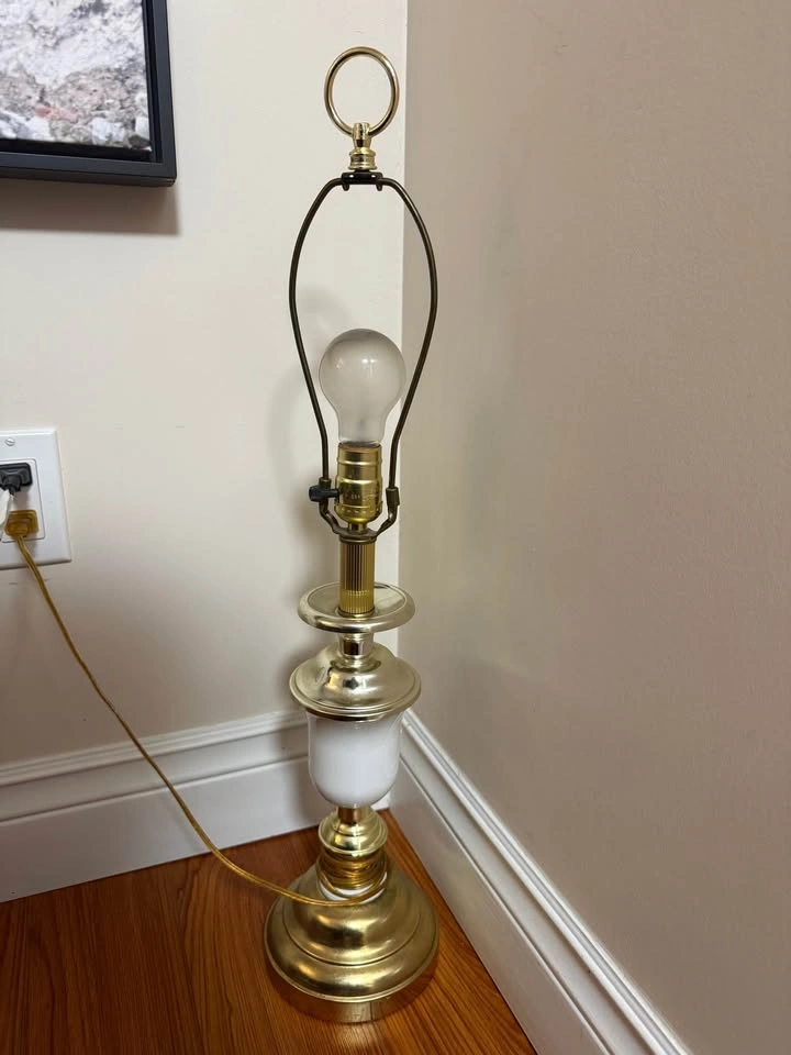 Classic Brass Table Lamp Base - photo 2