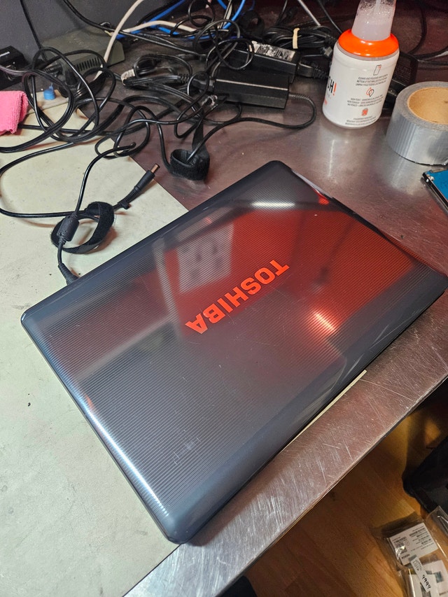 Toshiba Satellite M300 Laptop - Working - No OS - photo 5