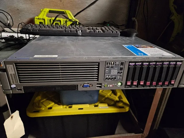 HP ProLiant DL380 G5 Rackmount Server (Windows Server 2016)
