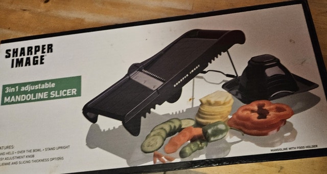 Sharper Image 3-in-1 Mandoline Slicer (Brand New)