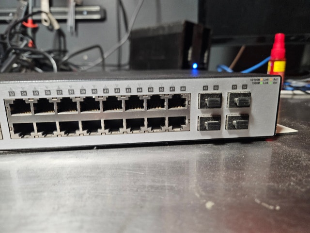 D-Link DGS-1210-52 52-Port Gigabit Smart Managed Switch - photo 3