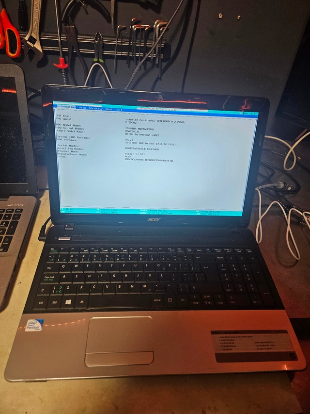Acer Aspire E1-531 Laptop 4GB RAM, 500GB HDD, Win10 - photo 3
