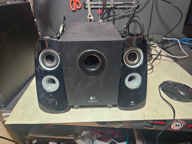 Logitech Z323 2.1 Speaker System – Subwoofer + 2 Speakers - photo 2
