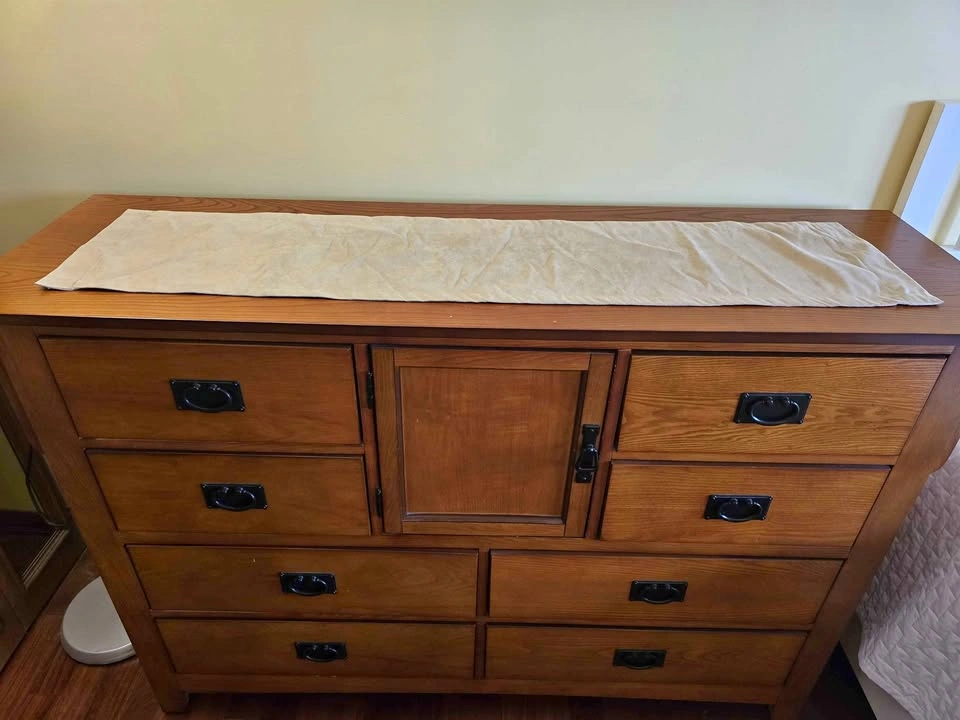Mission Style / Arts & Crafts Oak Dresser