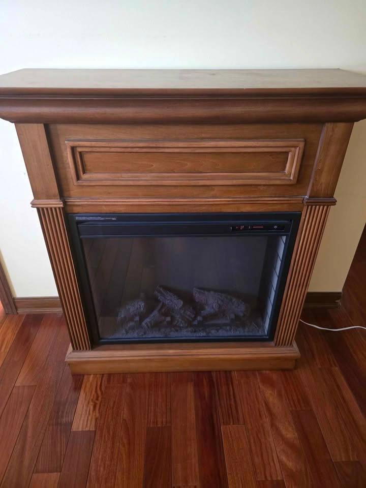 Pleasant Hearth Heritage Fan-forced Electric Fireplace - photo 2
