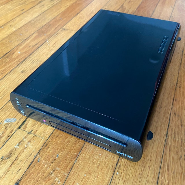 Wii U (CONSOLE ONLY)
