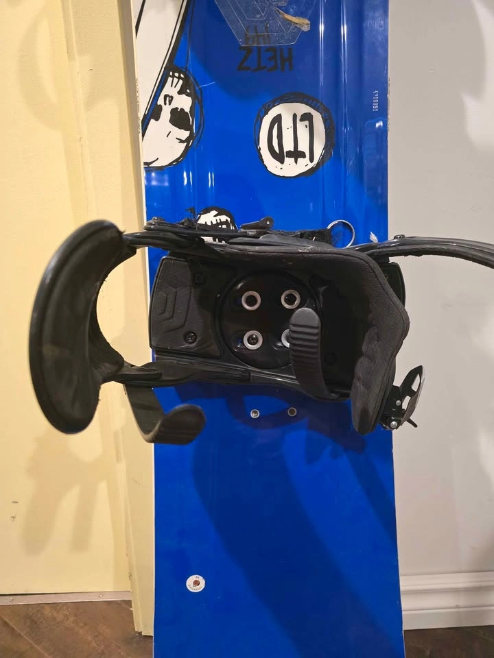 LTD Hetz Snowboard 145 cm - photo 2