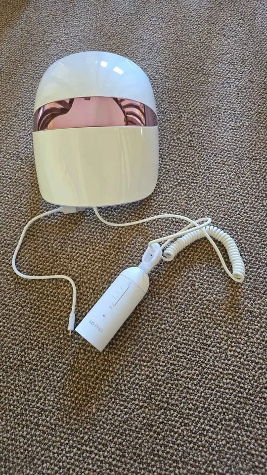LG Pra.L Mask BWJ1 Derma LED Mask - photo 5