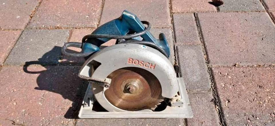 Bosch 120V 7 1/4-inch Corded Circular Saw