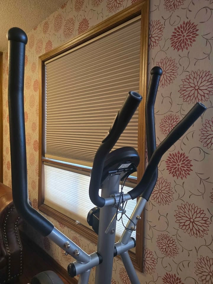 Cardio Style ET150 Elliptical Machine - photo 2
