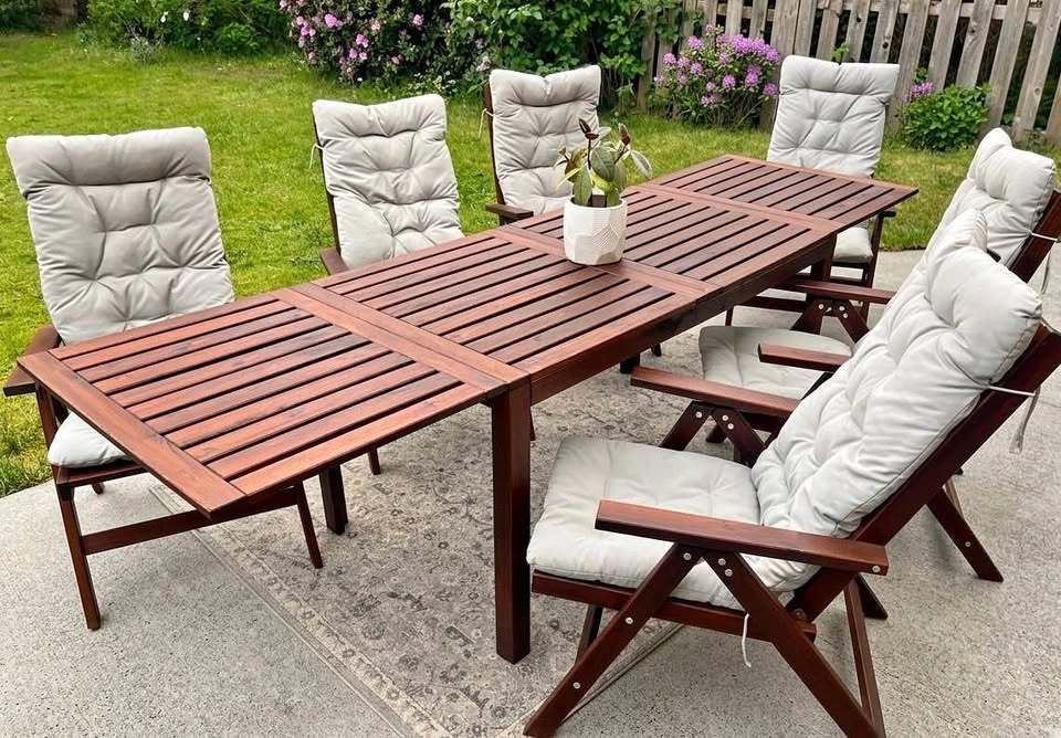 7-Piece Outdoor Dining Set - 6 Chairs + Extendable Table