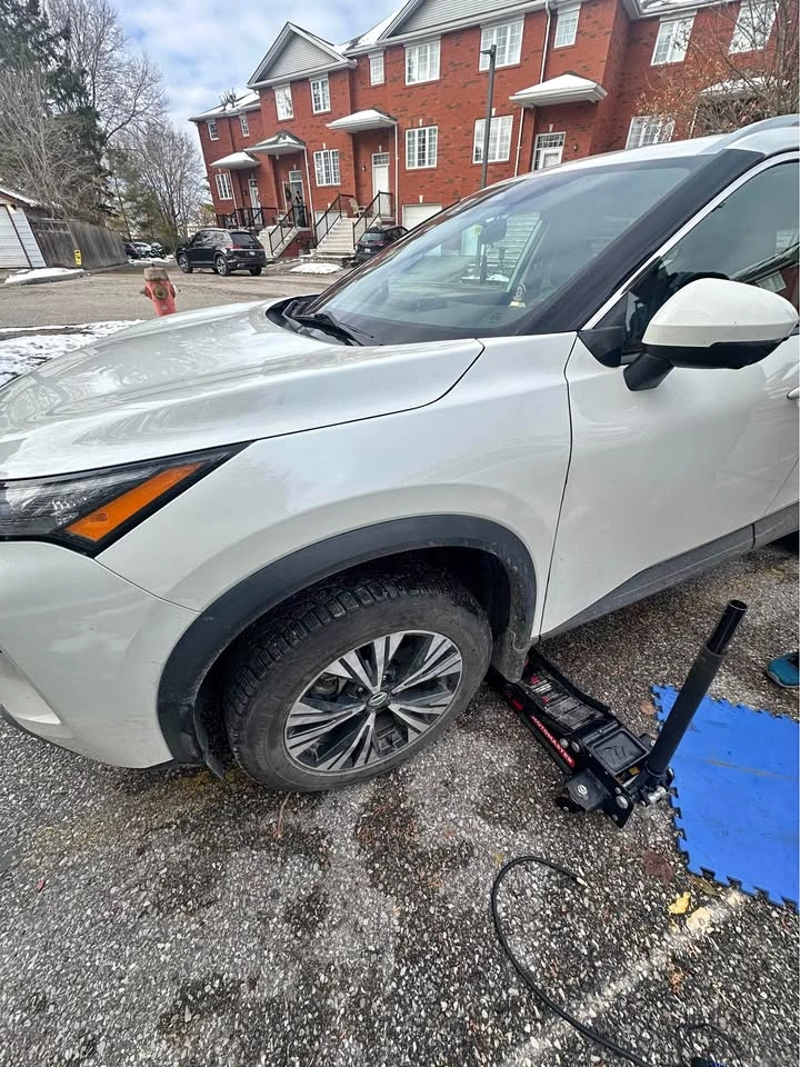 Roadside Assistance: Jump Starts, Tire Changes, Gas Delivery