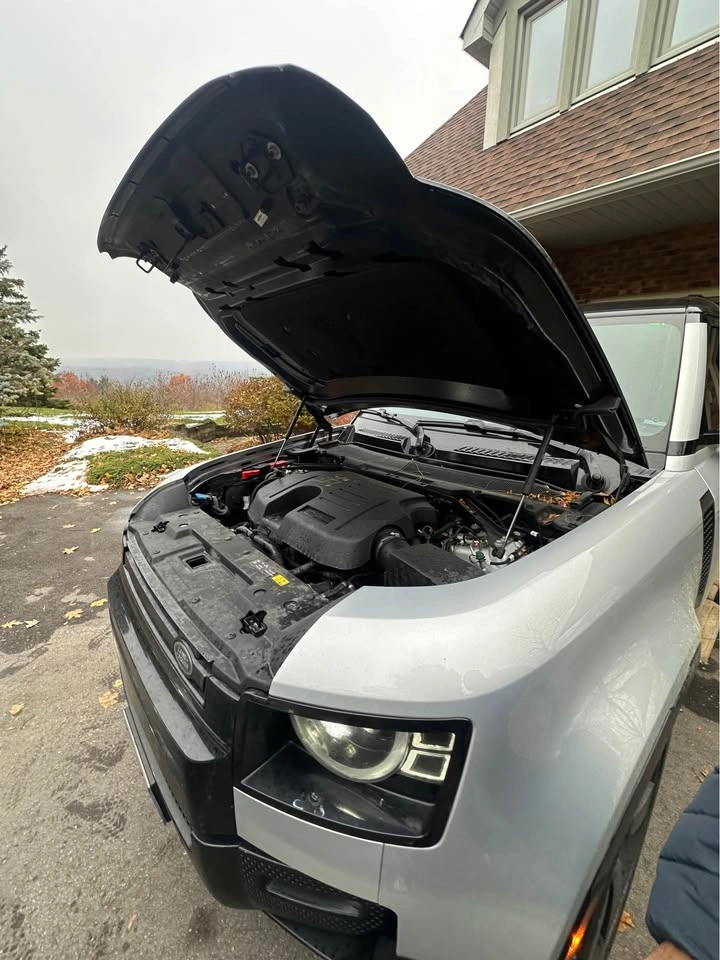 Roadside Assistance: Jump Starts, Tire Changes, Gas Delivery - photo 2