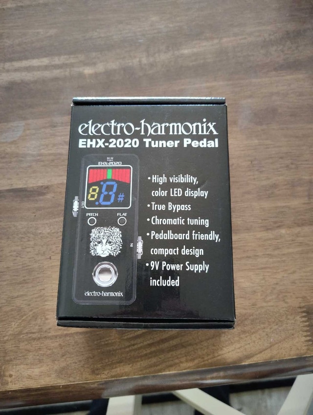 EHX tuner pedal w/ ps