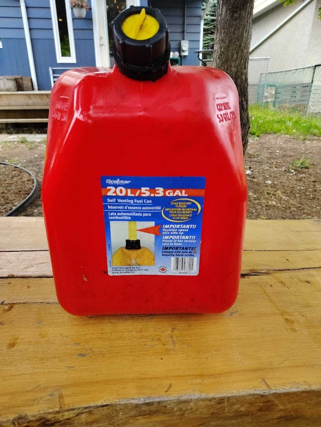 New gas cans