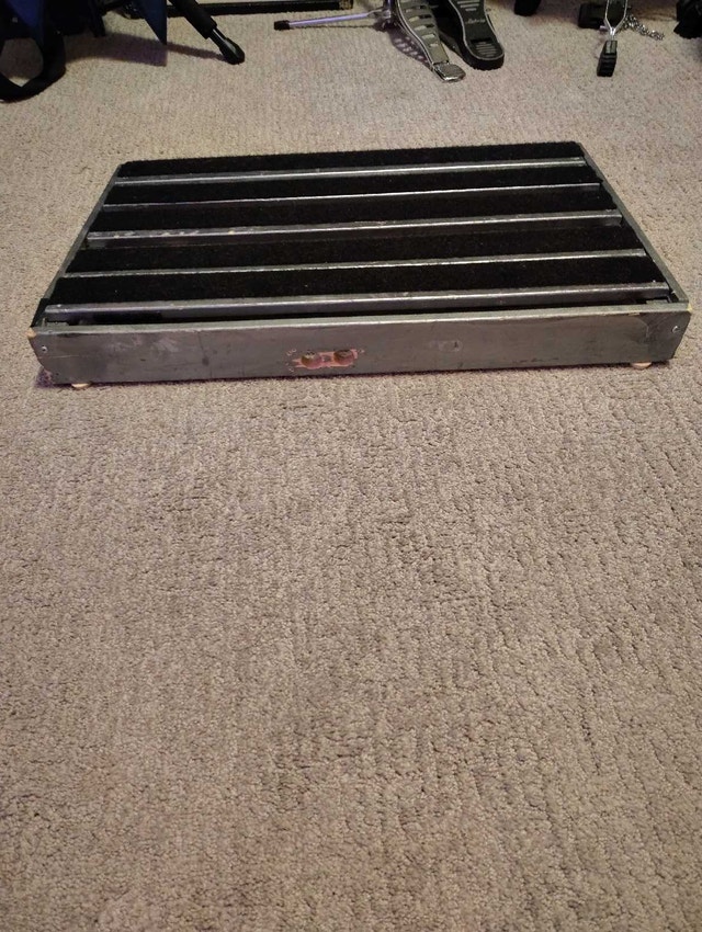Large homemade pedal board - photo 3