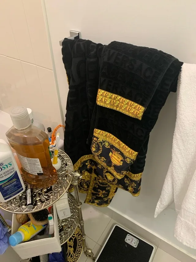 Versace towel set