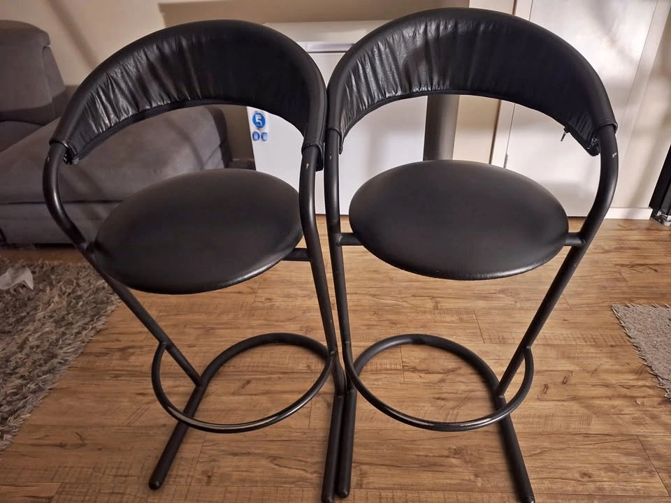 Counter Height Bar Stools (2)