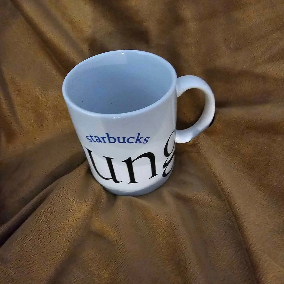 Starbucks Taichung City Mug - photo 4