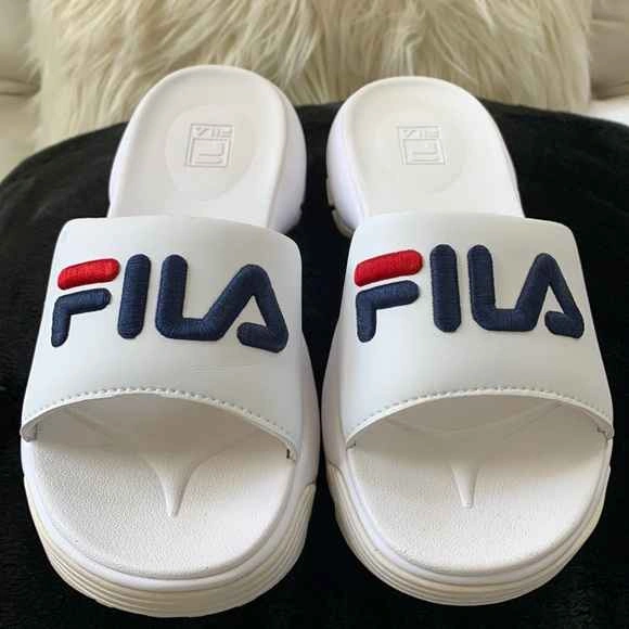 Size 9 Fila White Platform Slides for women - photo 3