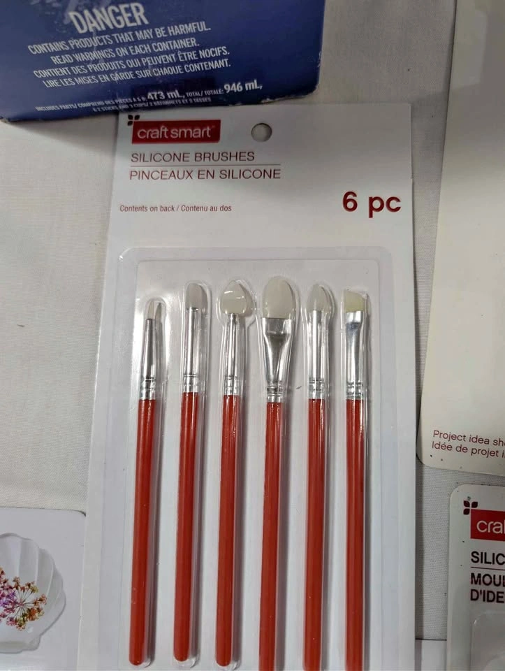 Silicone brushes for resin mica powder, brand new, Craftsman