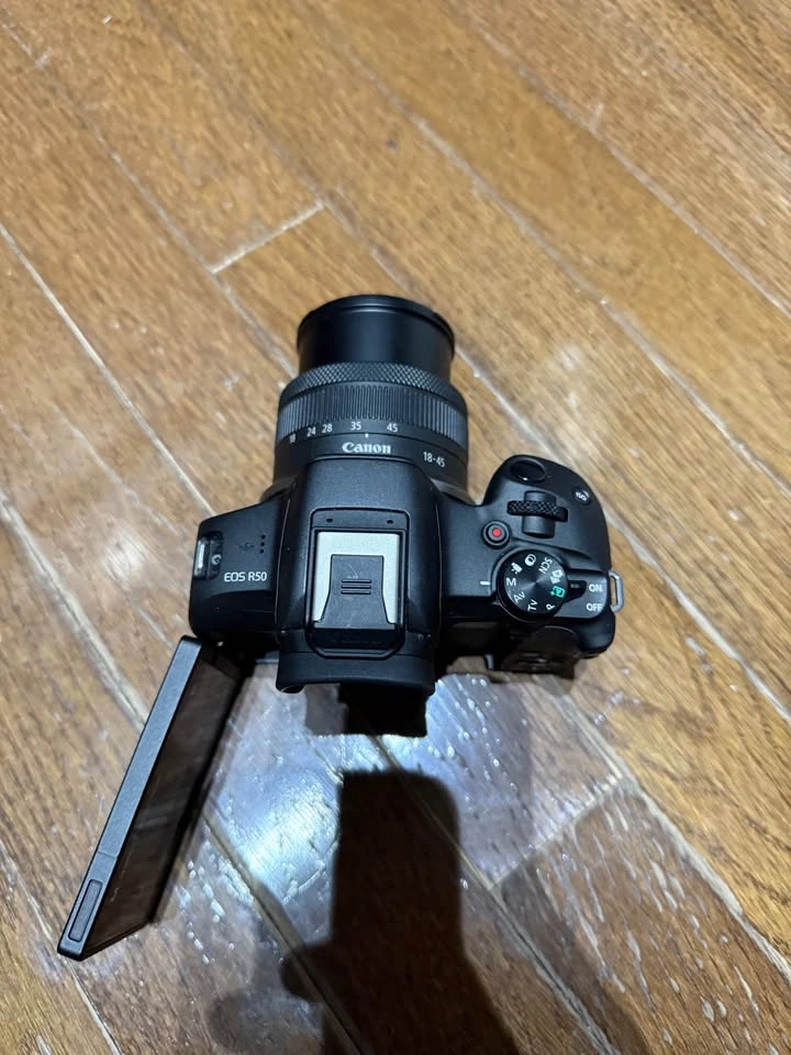 Canon EOS R50 Mirrorless Camera w/ 18-45mm Lens (Black) - photo 5