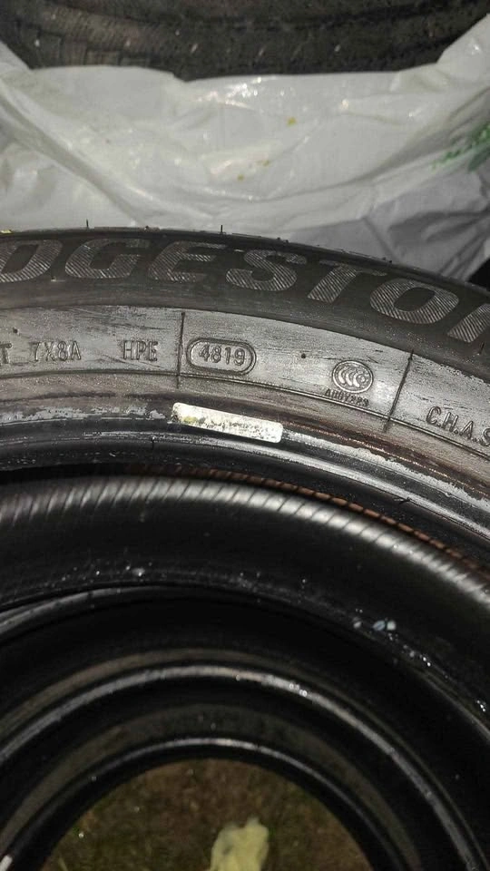 Bridgestone Dueler H/L Tires - 235/55R20 - photo 5