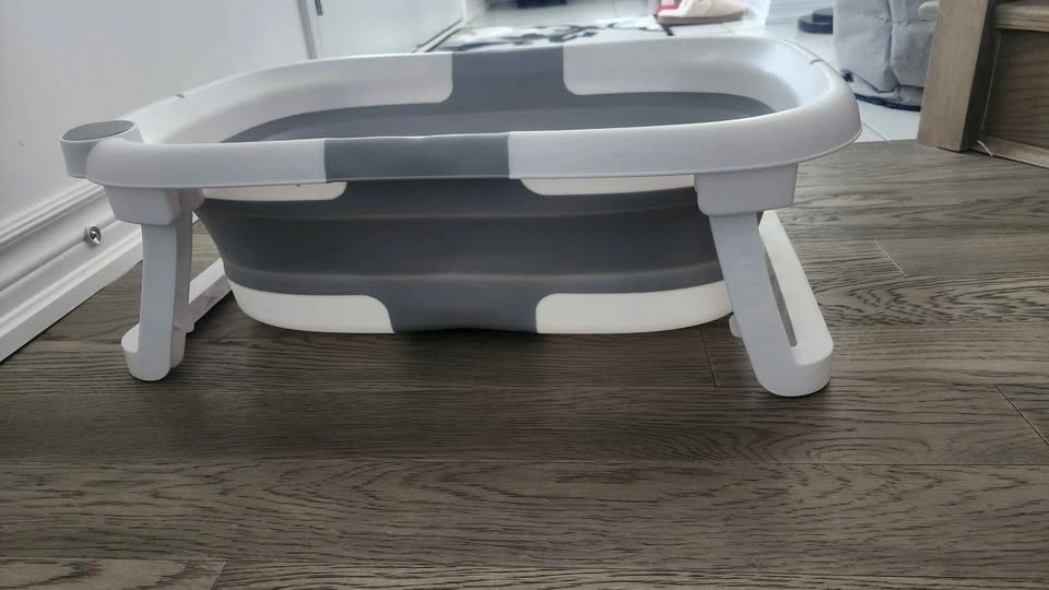LIVINGbasics Foldable Baby Bath Tub - photo 5