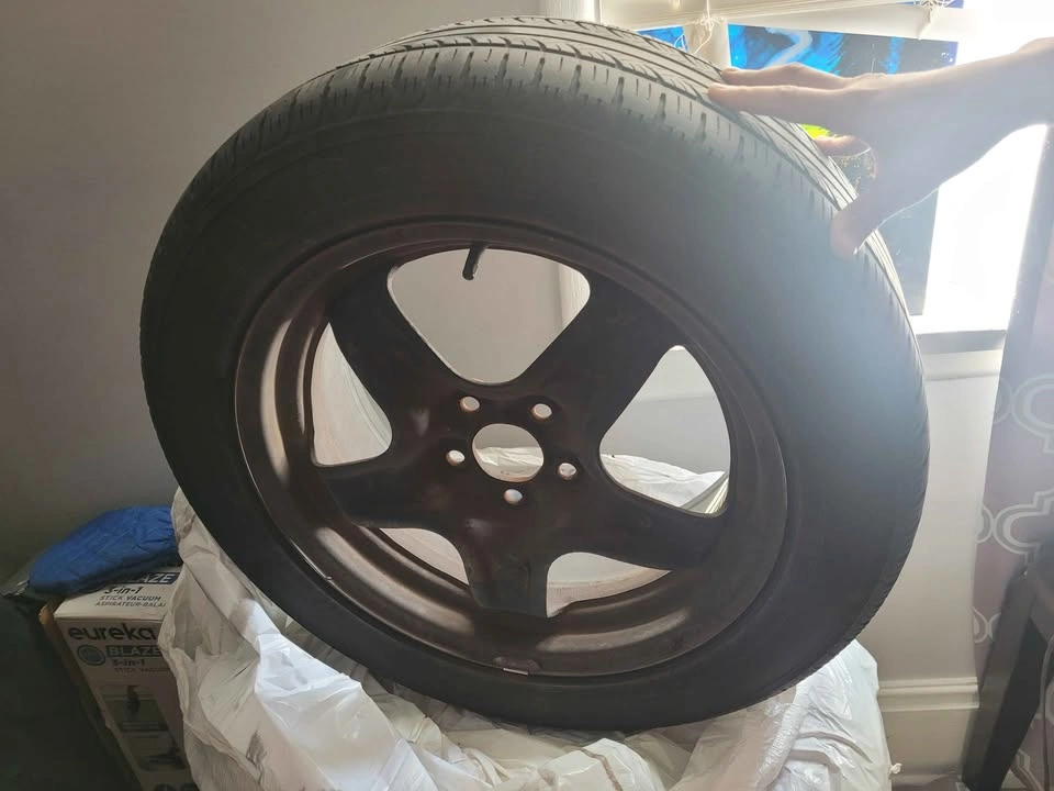 4 - 225 55 R17 All Season Tires (Avid Touring) on Rims - photo 4