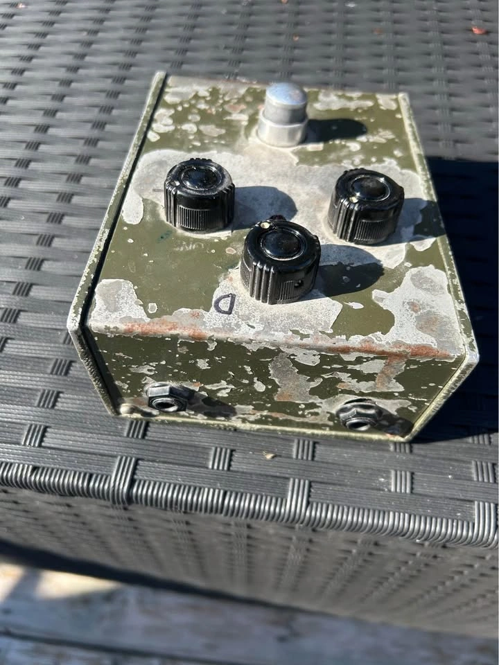90’s Russian Big Muff Guitar Pedal - photo 2